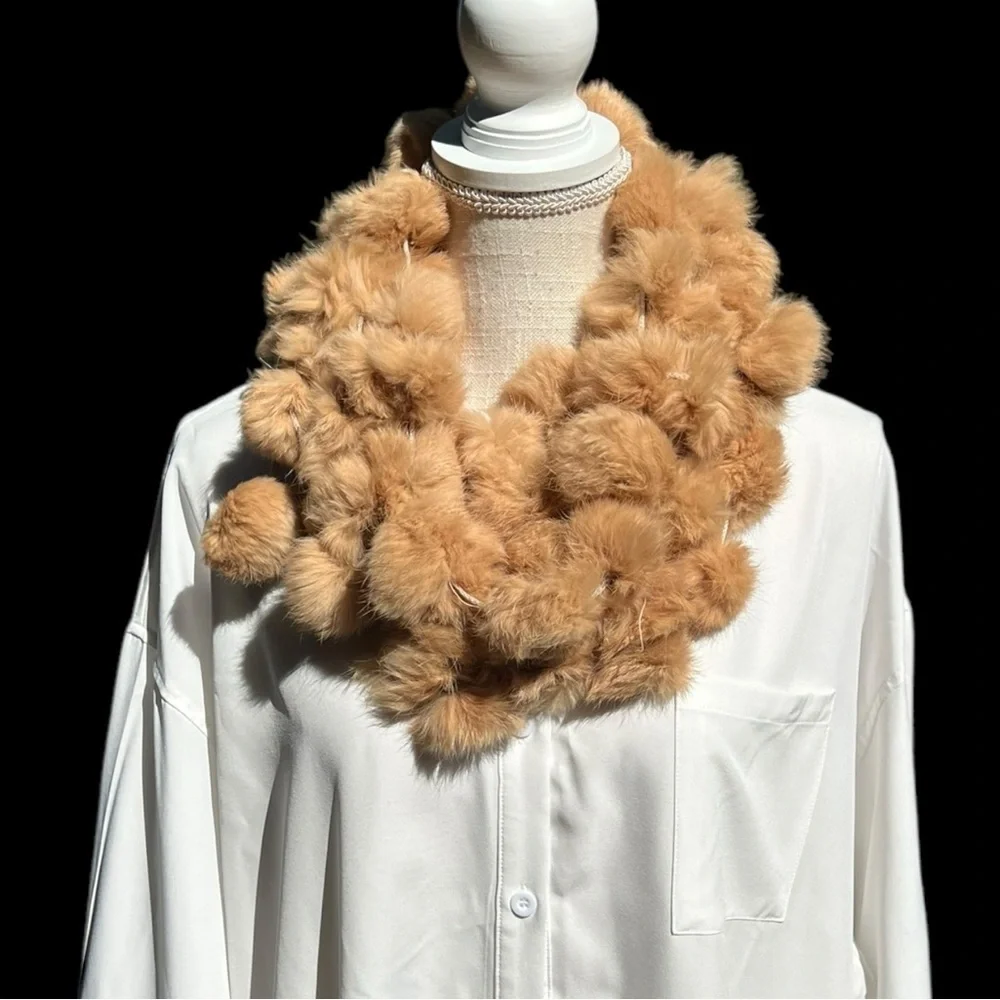 🌻Vintage Genuine Rabbit Fur Soft Warm Tan Pon Pons Scarf